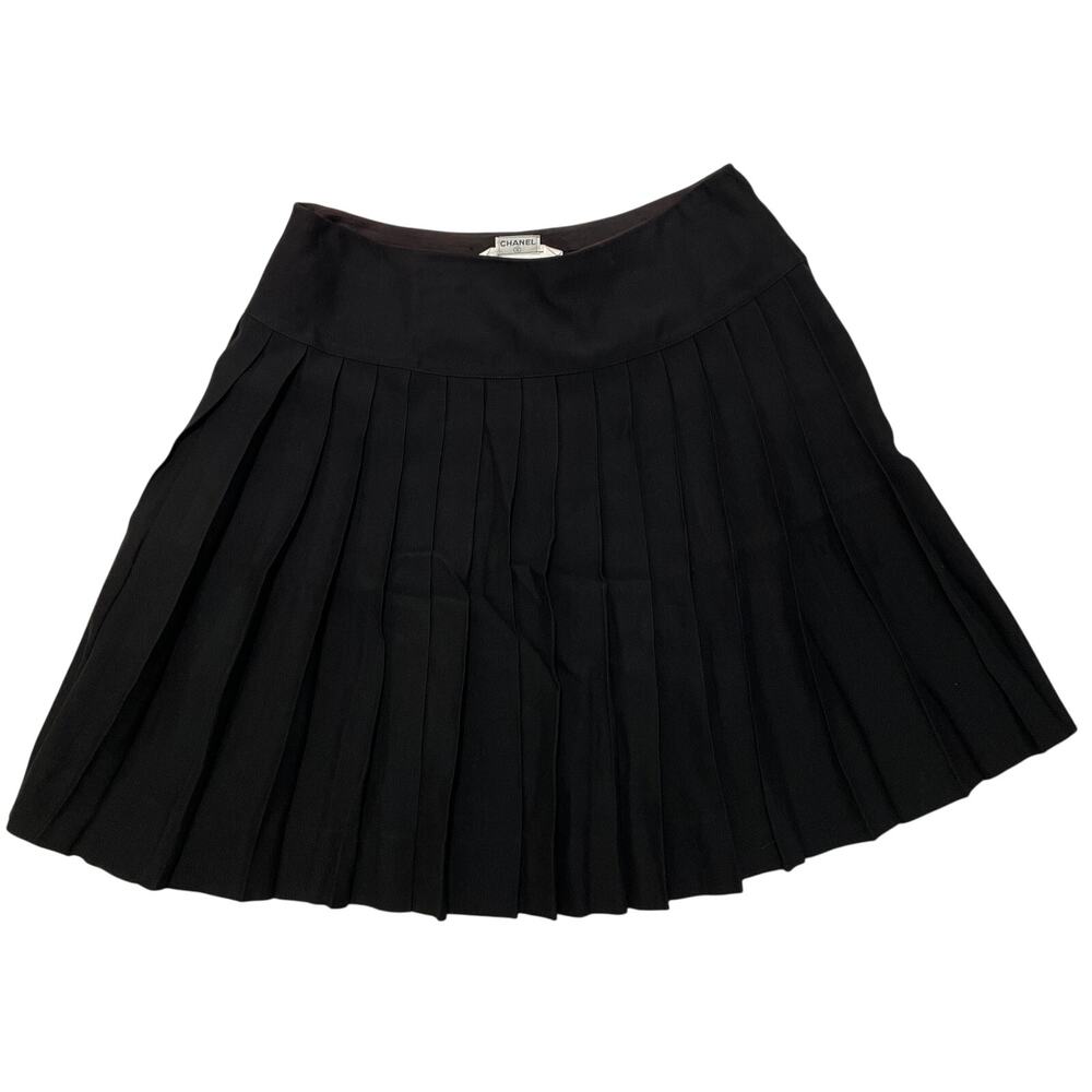 Vtg 90s Chanel Classic Elevated Basic Black Pleat… - image 1